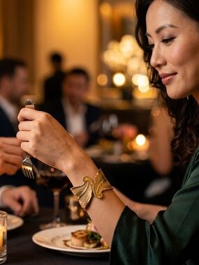 Vintage Damascene Peacock Feather Ornate Hinged Gold Toned Cuff Bracelet Fairy